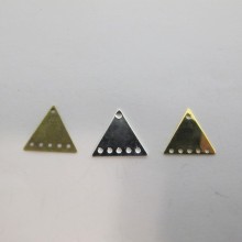 50 SEQUIN INTERCALAIRE TRIANGLES 15x13mm