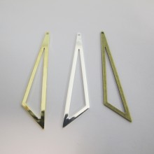 20 Pendentifs scalene TRIANGLES 59x13mm