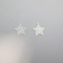 100 Star Stamps 16x15mm