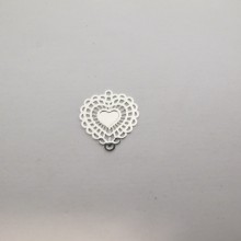 100 Estampe coeur laser cut 16x14mm