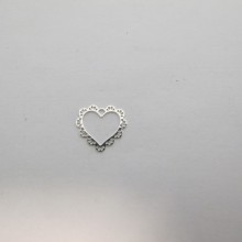 100 Estampe coeur laser cut 13x12mm