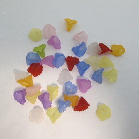 125 gm perles fleur en plastique 13x12mm