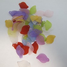 125 gm perles feuilles en plastique 17x11mm