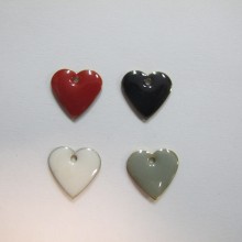 20 Double-sided enamelled heart sequin