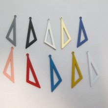 30 Pendentifs scalene triangles 40X12mm