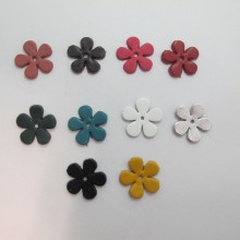 10 Estampes fleur en cuir 23mm