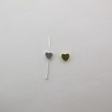 50 Brass heart beads vertical hole 6x6x3mm