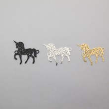 50 Unicorn stamps 24x18mm 2 holes