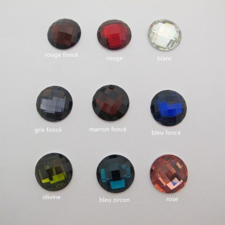 30 Cabochons Ronde Plat 20mm en plastique