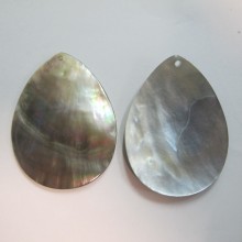 10 Grey Mother of Pearl 50x38mm drop
