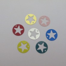 50 Stamps round star filigree 18mm
