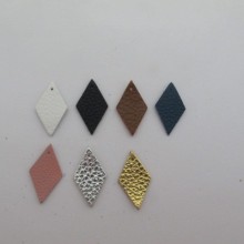 10 Pendentifs losanges en cuir 28x16mm