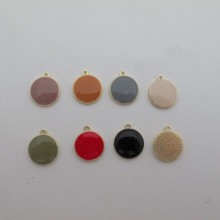 30 pcs Round pendant enameled 15mm