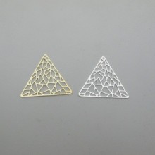 10 pcs pendentif triangle 39x34.5mm