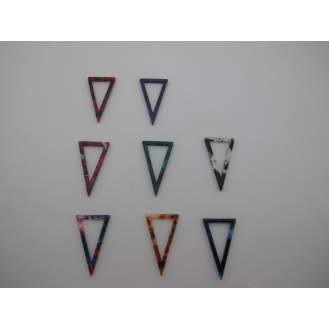 20 pcs Pendentif triangle en acétate 34x20mm