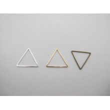 65 pcs intercalaires triangle 22mm laiton burt