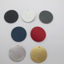 Round leather pendants 40mm¨- 10 pcs