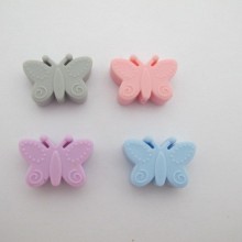 Perles papillon en silicone 30x20mm - 10 pcs