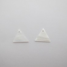Mother of Pearl 17mm - 30 pcs