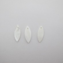 Mother of Pearl 22x8mm - 30 pcs