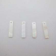 Mother of Pearl 20x4mm - 30 pcs