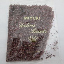 MIYUKI DELICA METALLIC DARK RASPBERRY 11/0 DB0012 - 100g