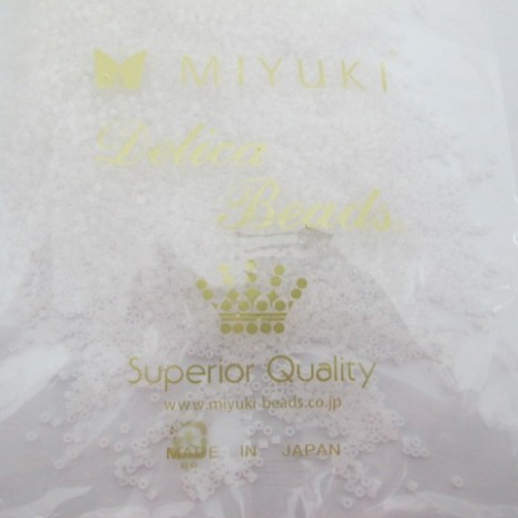 50 GRS MIYUKI DELICA 11/0 DB0220 white opal