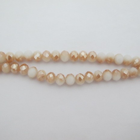 Perles facettées 10mm en verre-Fil de 56 Centimetres