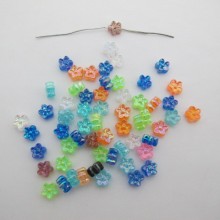 125g Plastic flower beads 7mm