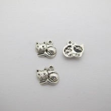 50 pcs Metal Cat Pendant 14x13mm