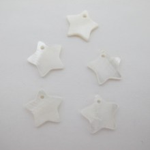 30 pcs Mother of Pearl Star Sequins 15mm