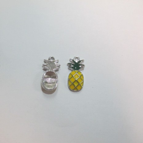 30 Breloques Métal ananas 23x12mm