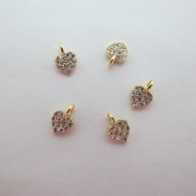 10 Heart rhinestone pendants 8x5mm