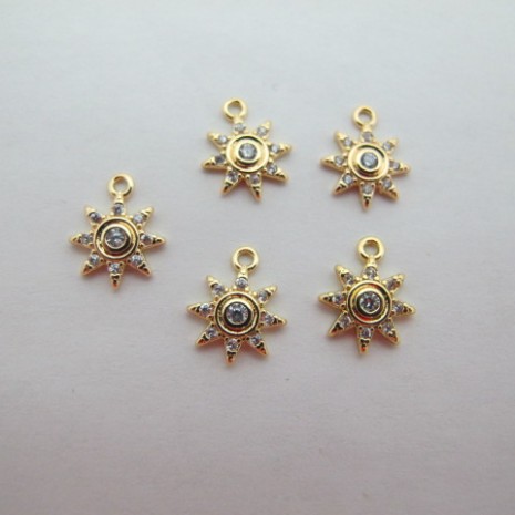 10 Pendentifs strass étoile 11x9mm