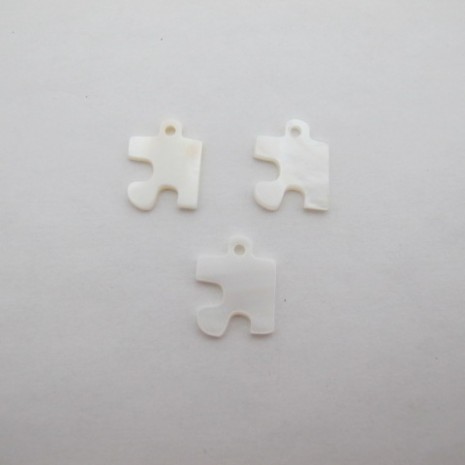 20 pcs Sequins puzzle Nacre 14x18 mm