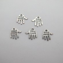 100 Pendant Hand of Fatma 13x11mm