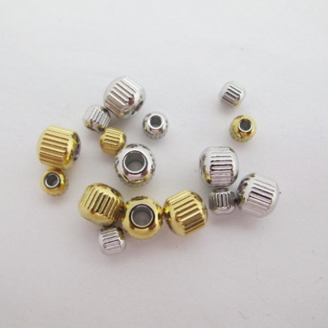 20 pcs perles 4x4mm/6x6mm en acier inoix