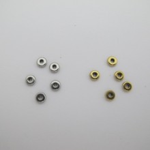 100 pcs perles rond plat 4x1.2x1.50mm en acier inoix
