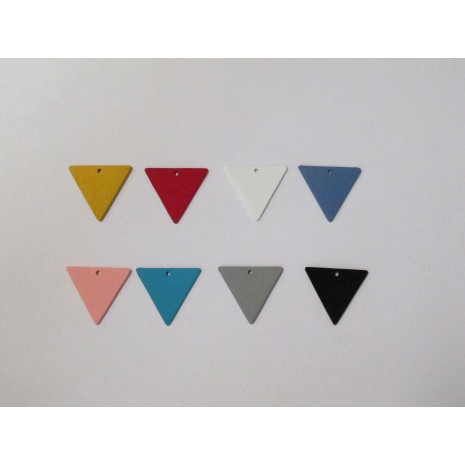 30 Pendentif teinté triangle 22x20mm