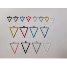 30 Pendentif teinté triangles ajourés 18x11mm/35x27mm