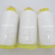 Bobine de fil en polyester