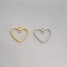 50 Heart charms 21x20mm