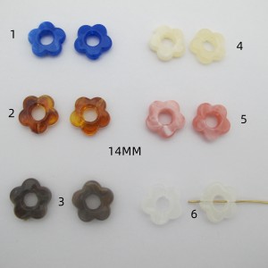 200 pcs Perles fleurs 14mm acryliques