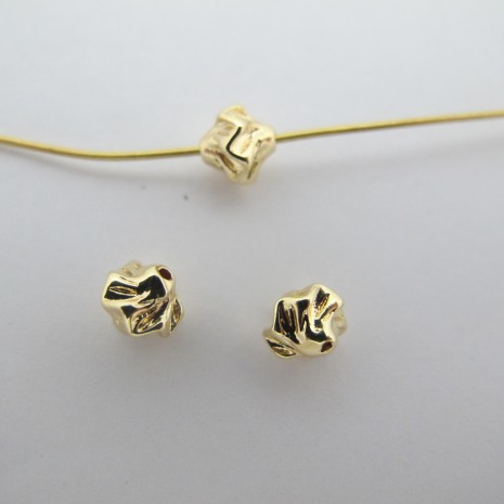 10 pcs Perles d'espacement doré or fin 6 x 6 mm