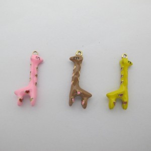 2 pcs Pendentif girafe 10x24mm en inox doré