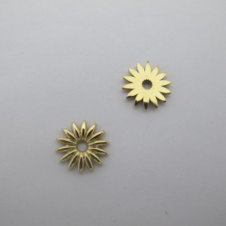 2 pcs Daisy spacer 12mm gold stainless steel