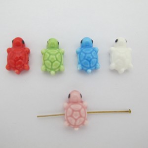 10 Ceramic turtle beads 12x19mm