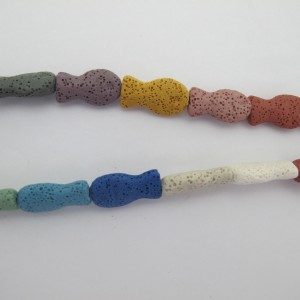 19 pcs lava stone fish 12x22mm