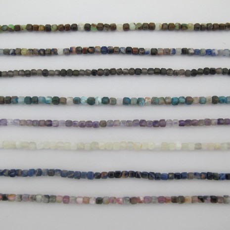 Perles cubes 3x3mm