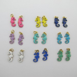 20 pcs Stainless steel enamelled seahorse charms